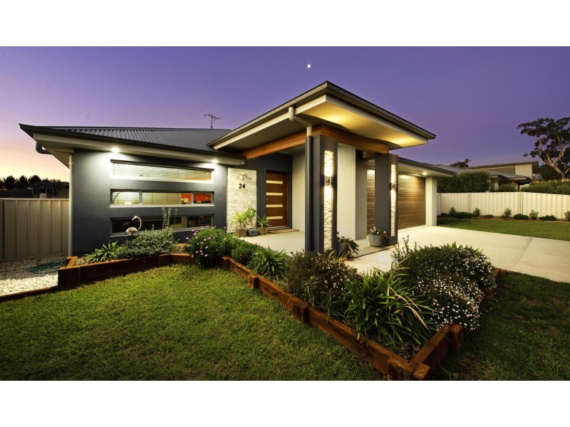24 Colls Close, Yass NSW 2582