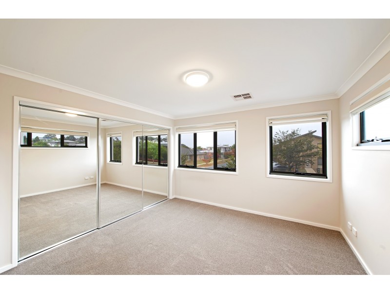 2/50 Henry Kendall Street, Franklin ACT 2913