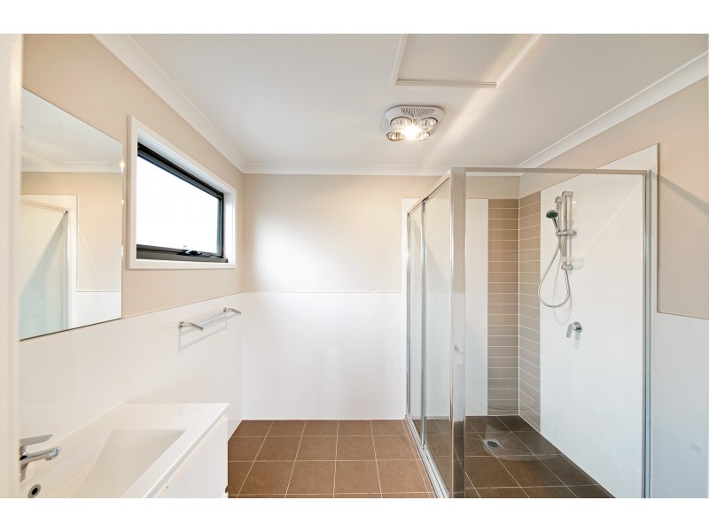 2/50 Henry Kendall Street, Franklin ACT 2913