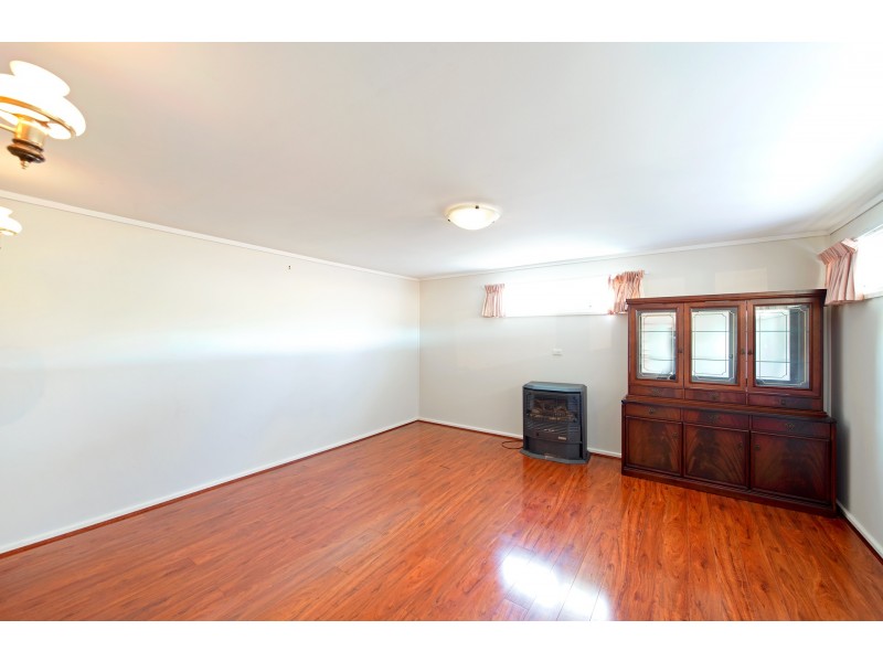 9 Bage Place, Mawson ACT 2607