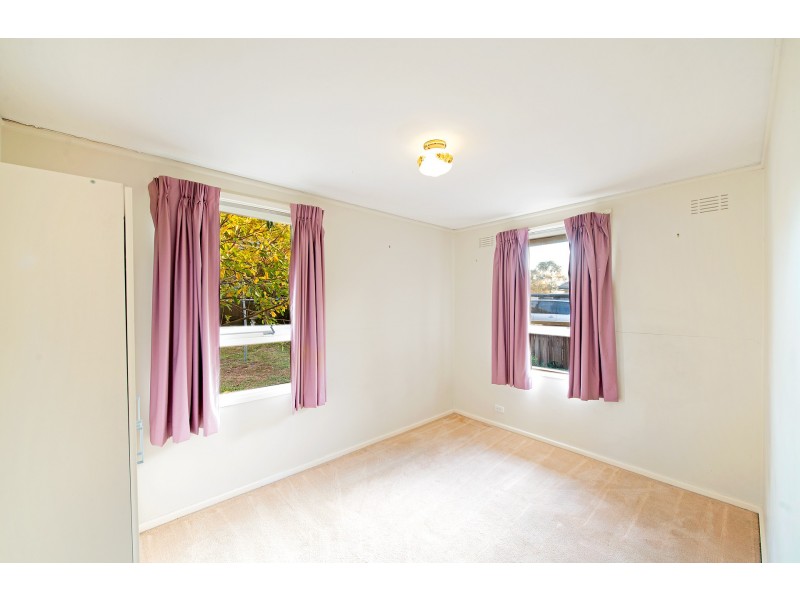 9 Bage Place, Mawson ACT 2607