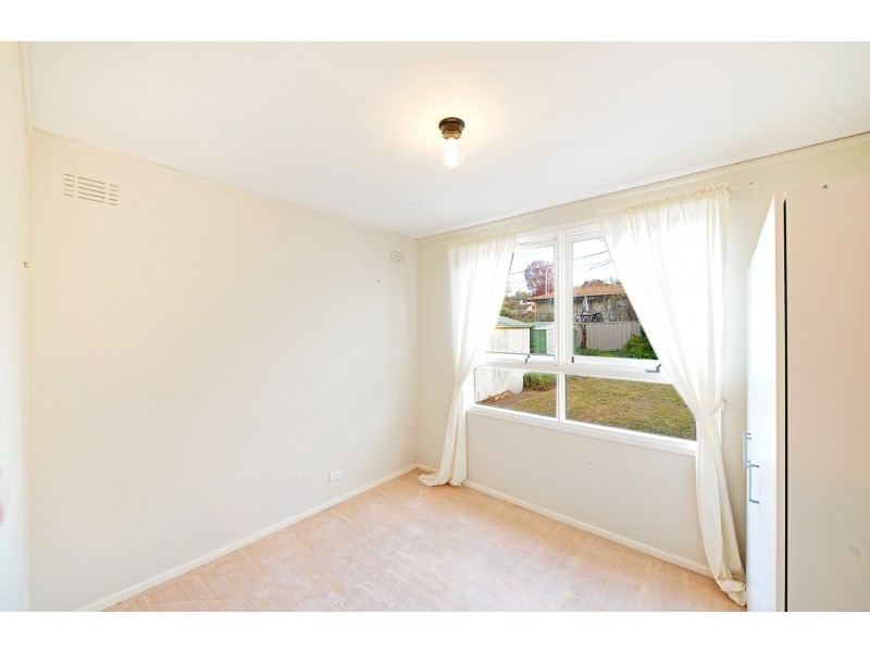 9 Bage Place, Mawson ACT 2607