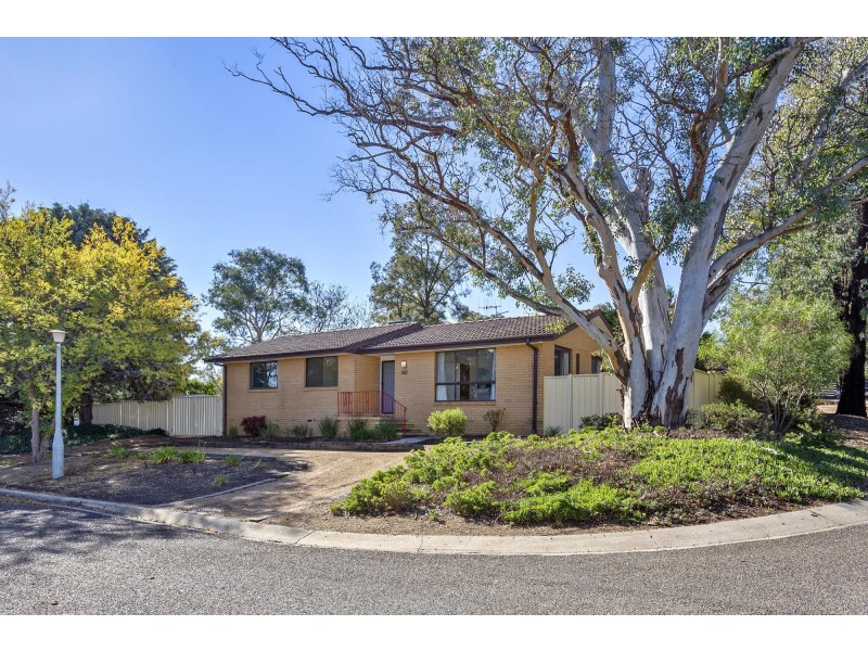 1 Berghofer Court, Charnwood ACT 2615