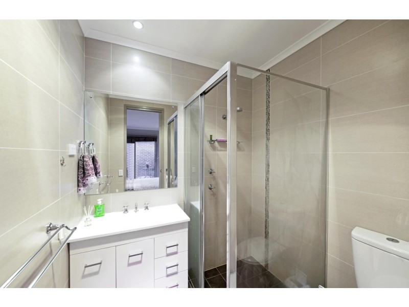 68 Alec Hope Crescent, Franklin ACT 2913