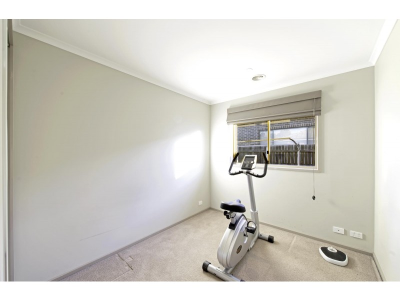 68 Alec Hope Crescent, Franklin ACT 2913