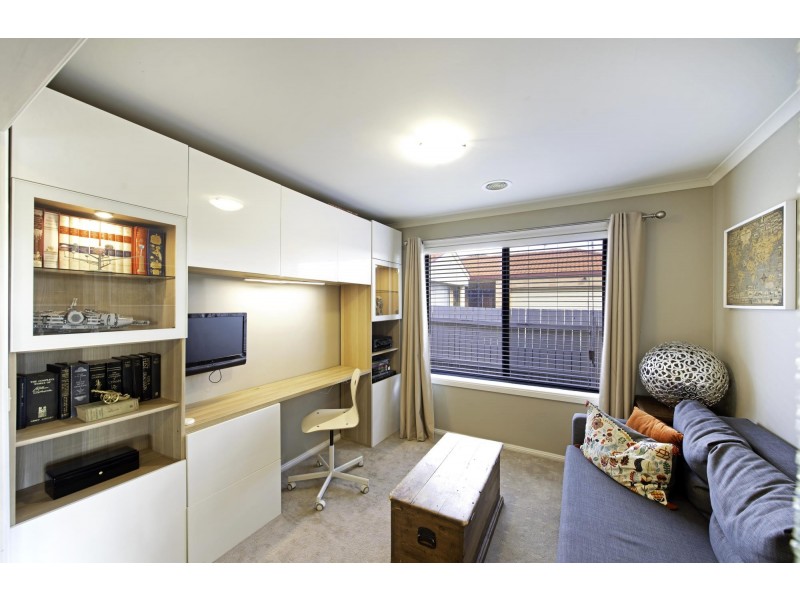 10 Wenlock Street, Amaroo ACT 2914