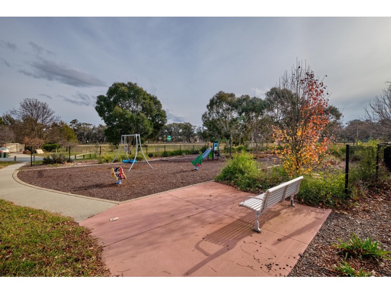 8 Yerradhang Street, Ngunnawal ACT 2913