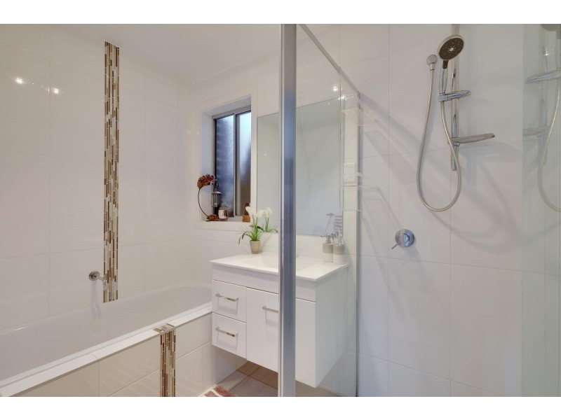 8 Yerradhang Street, Ngunnawal ACT 2913