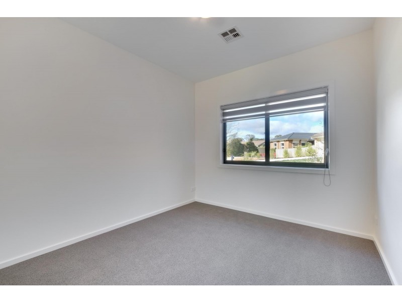202 Osburn Drive, Macgregor ACT 2615