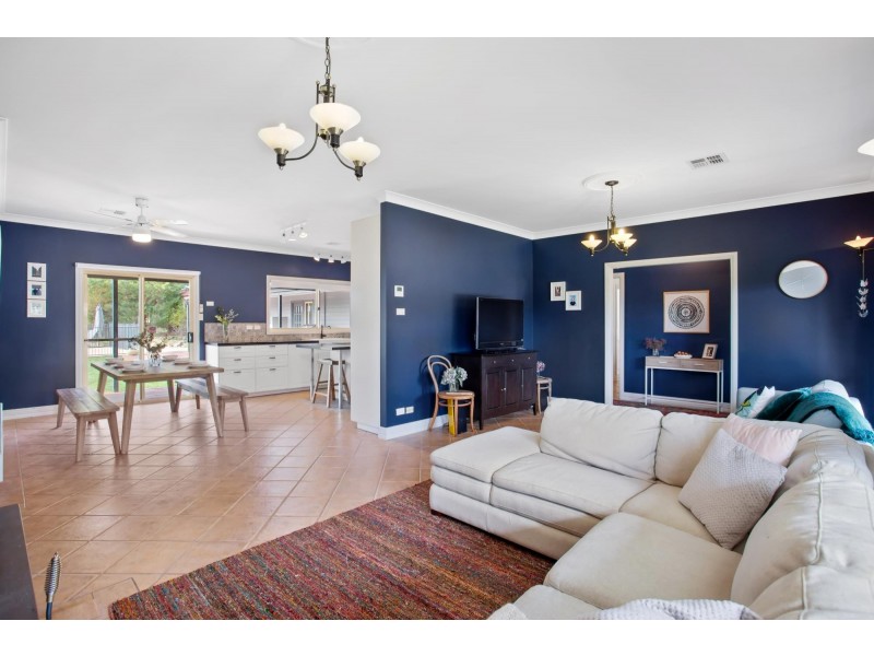 15 Broughton Circuit, Murrumbateman NSW 2582