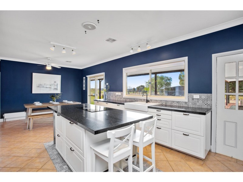 15 Broughton Circuit, Murrumbateman NSW 2582