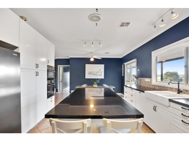 15 Broughton Circuit, Murrumbateman NSW 2582