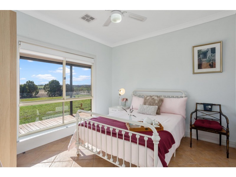 15 Broughton Circuit, Murrumbateman NSW 2582