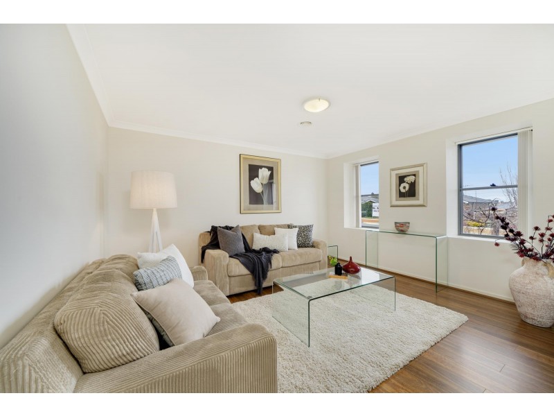 9 Borthwick Avenue, Casey ACT 2913