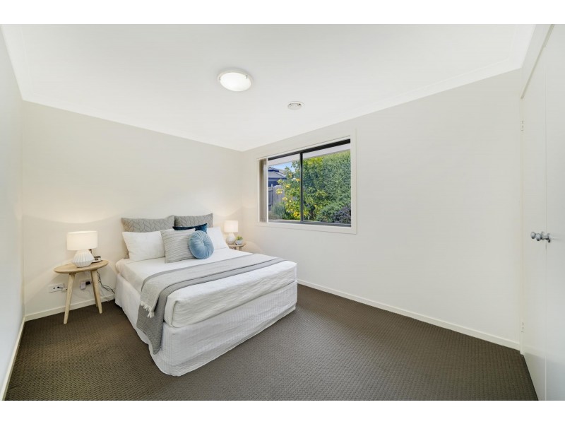 9 Borthwick Avenue, Casey ACT 2913