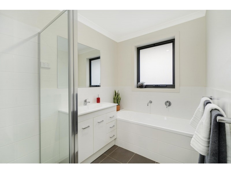 9 Borthwick Avenue, Casey ACT 2913