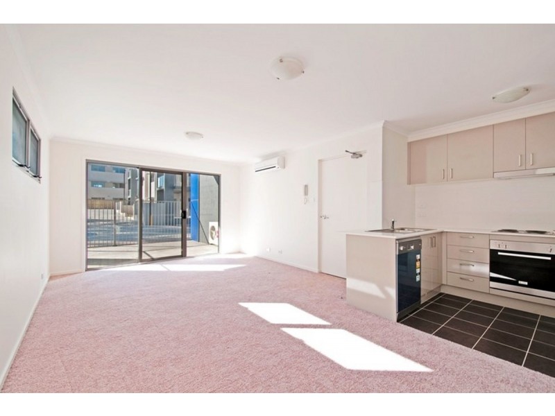 82/75 Elizabeth Jolley Street, Franklin ACT 2913