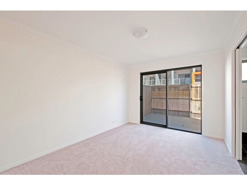 82/75 Elizabeth Jolley Street, Franklin ACT 2913