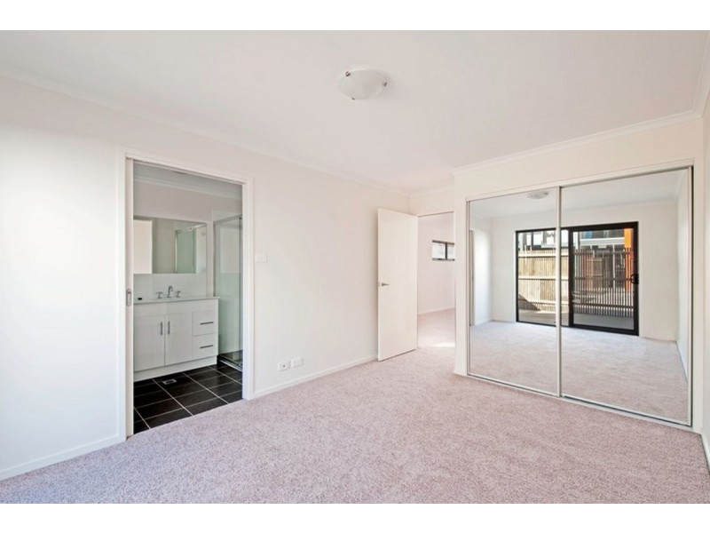 82/75 Elizabeth Jolley Street, Franklin ACT 2913