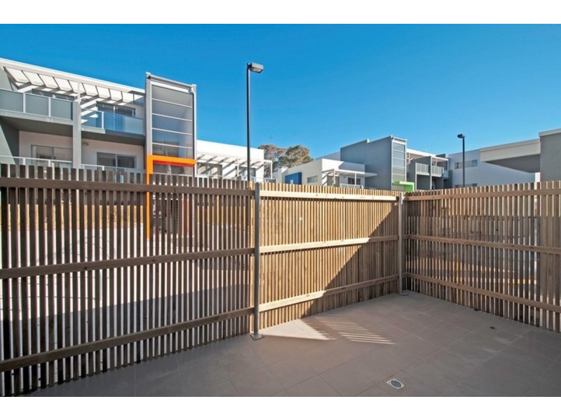 82/75 Elizabeth Jolley Street, Franklin ACT 2913