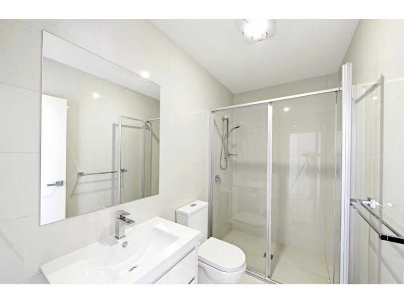 4/8 Henry Kendall Street, Franklin ACT 2913
