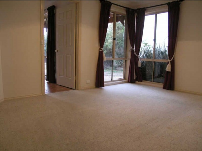 5 Mawalan Street, Ngunnawal ACT 2913