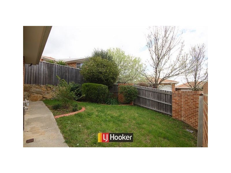4/11 Len Waters Street, Ngunnawal ACT 2913