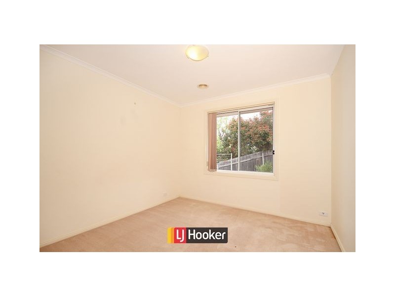 4/11 Len Waters Street, Ngunnawal ACT 2913