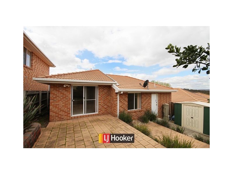 4/11 Len Waters Street, Ngunnawal ACT 2913