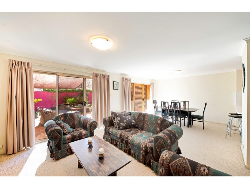 8/25 Aspinall Street, Watson ACT 2602