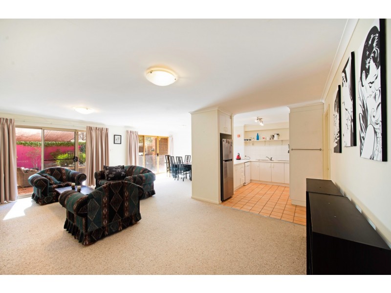 8/25 Aspinall Street, Watson ACT 2602