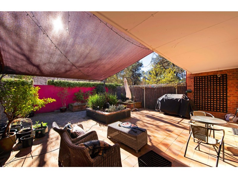 8/25 Aspinall Street, Watson ACT 2602