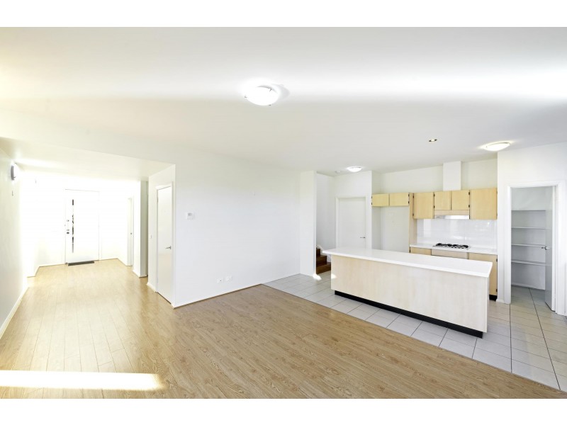 1/30 Tom Nicholas Crescent, Forde ACT 2914