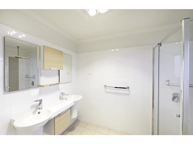 1/30 Tom Nicholas Crescent, Forde ACT 2914