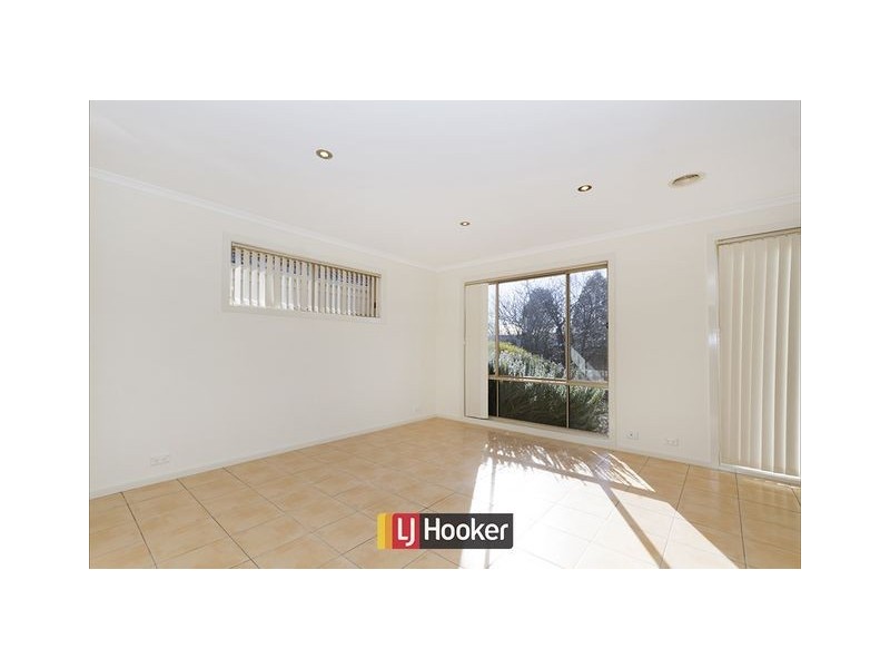 4/3 Sophia Street, Amaroo ACT 2914