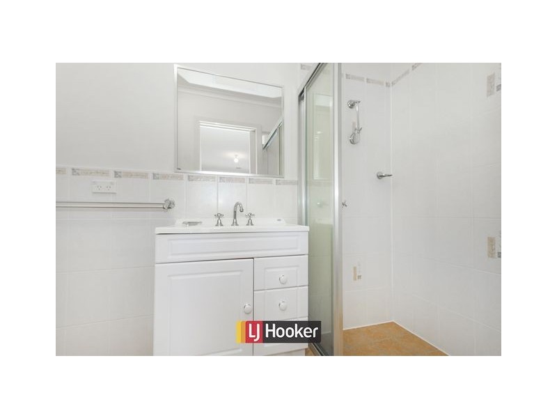 4/3 Sophia Street, Amaroo ACT 2914