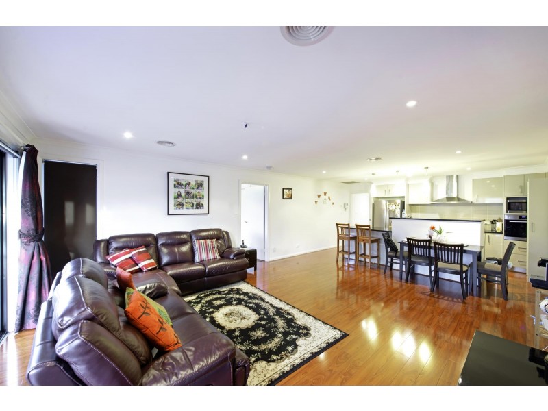 5 Bruce Dittmar Street, Forde ACT 2914