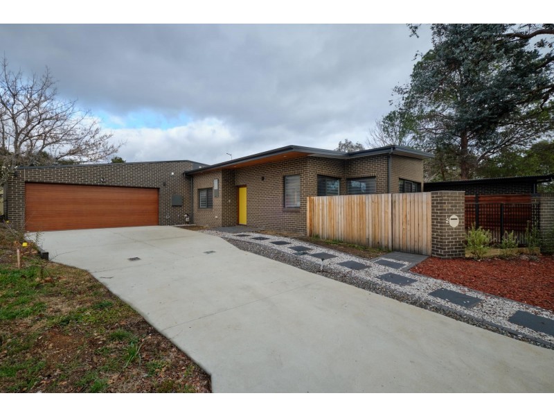 2 Luther Place, Macgregor ACT 2615