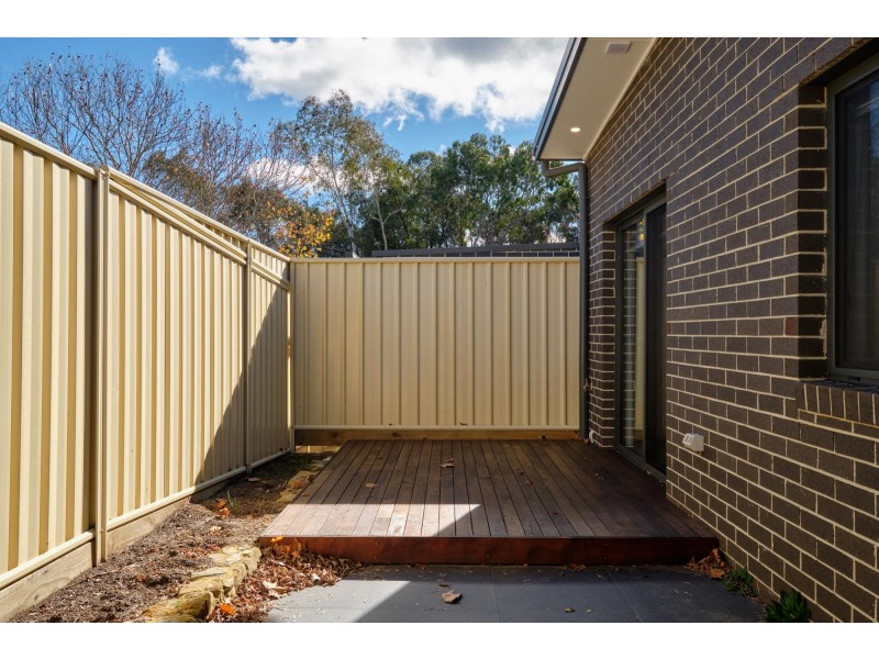 2 Luther Place, Macgregor ACT 2615