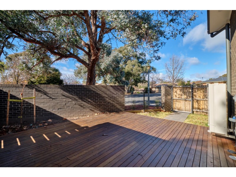 2 Luther Place, Macgregor ACT 2615