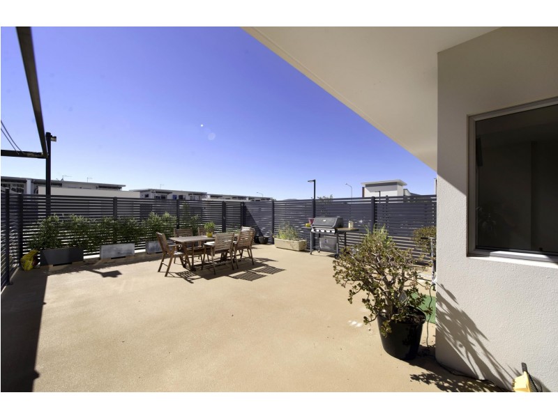 90/230 Flemington Road, Harrison ACT 2914