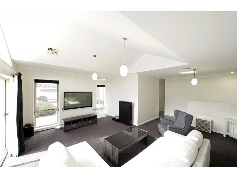 57 Kelleway Avenue, Nicholls ACT 2913