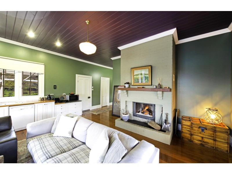 70 Caves Road, Wee Jasper NSW 2582