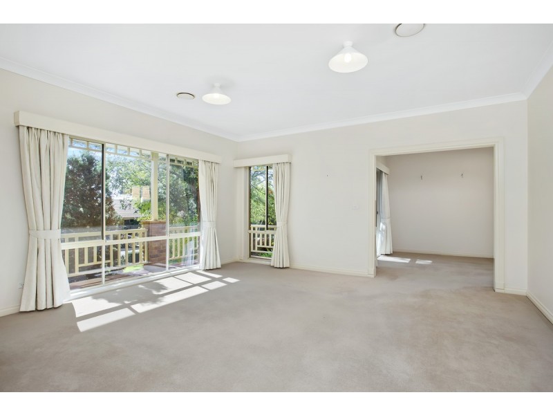 27 Feathertop Street, Palmerston ACT 2913