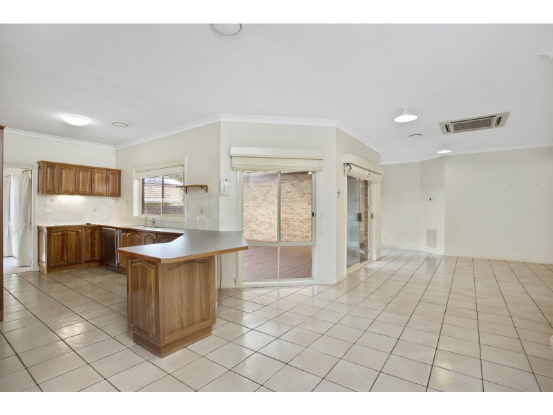 27 Feathertop Street, Palmerston ACT 2913