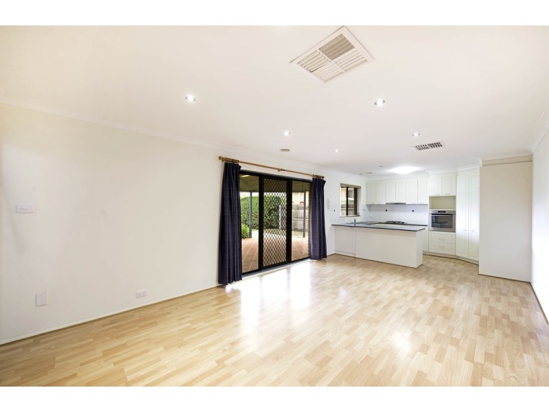 7 Delma View, Gungahlin ACT 2912