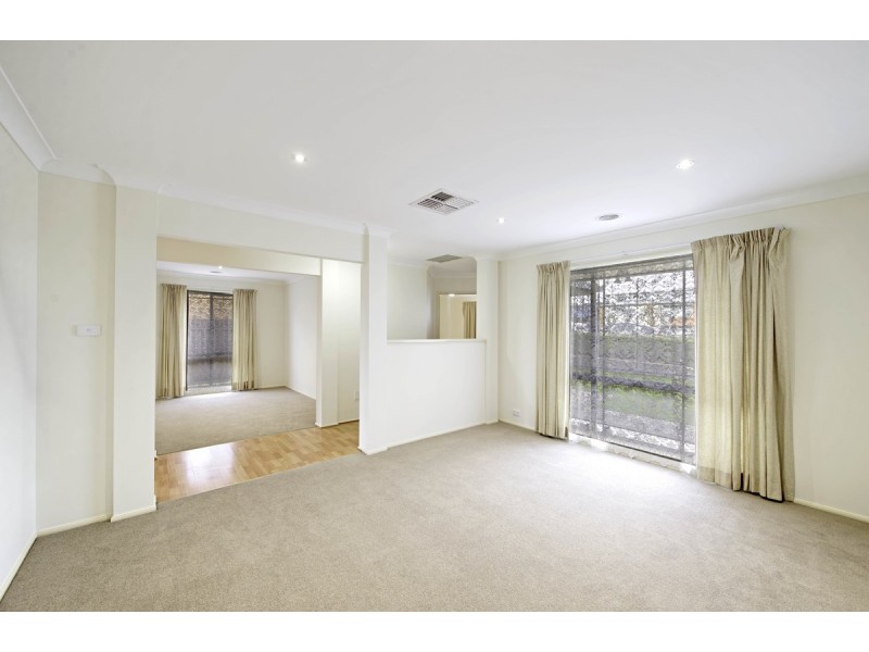 7 Delma View, Gungahlin ACT 2912