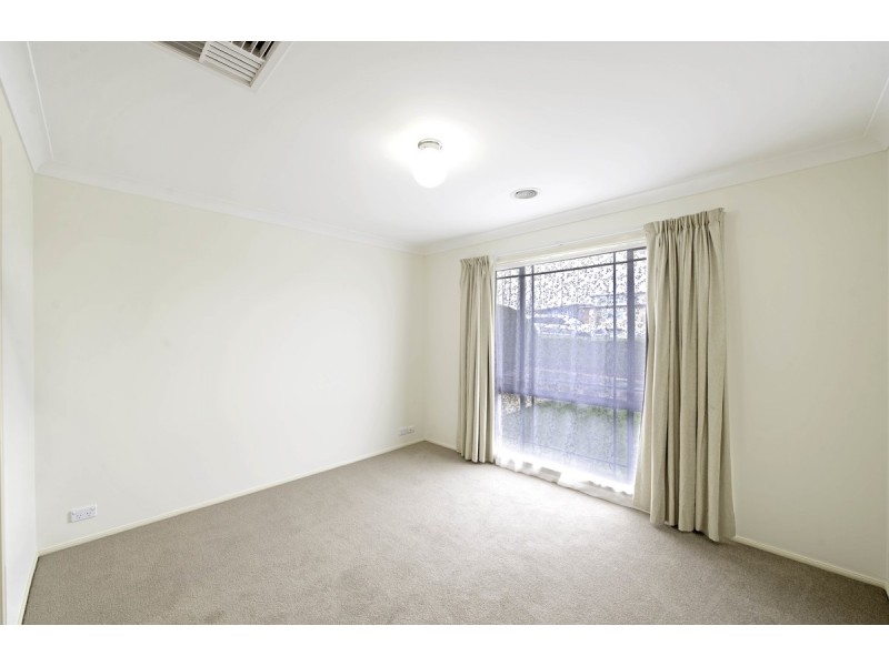 7 Delma View, Gungahlin ACT 2912