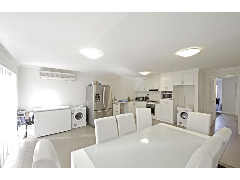 31 Neil Currie Street, Casey ACT 2913