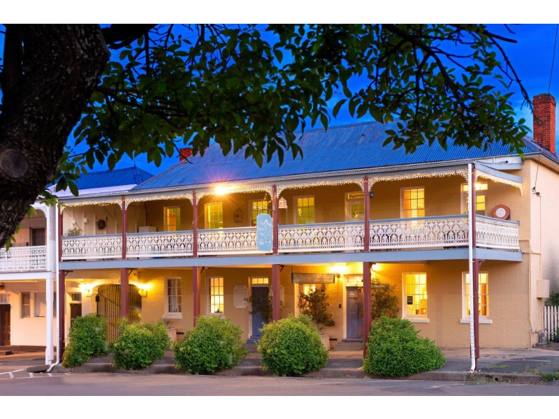 70 Rossi Street, Yass NSW 2582